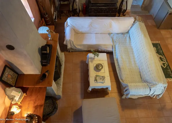 Tower 1894 Feriehus Vathia